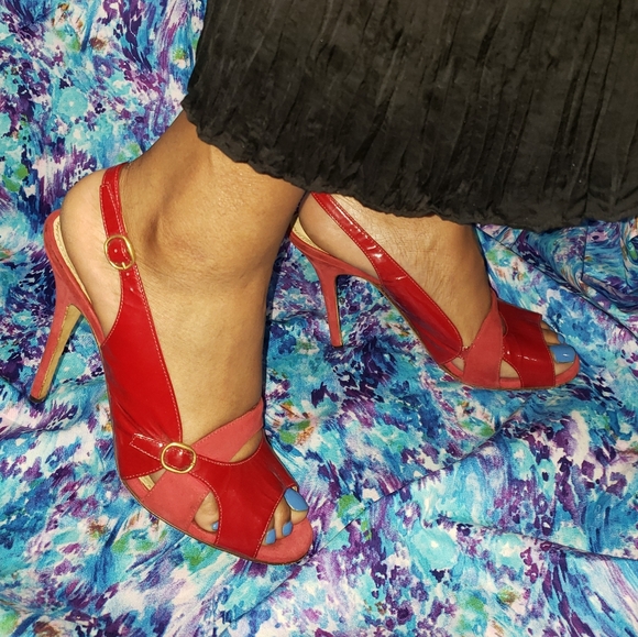 Shoes - Picture 2 of 5